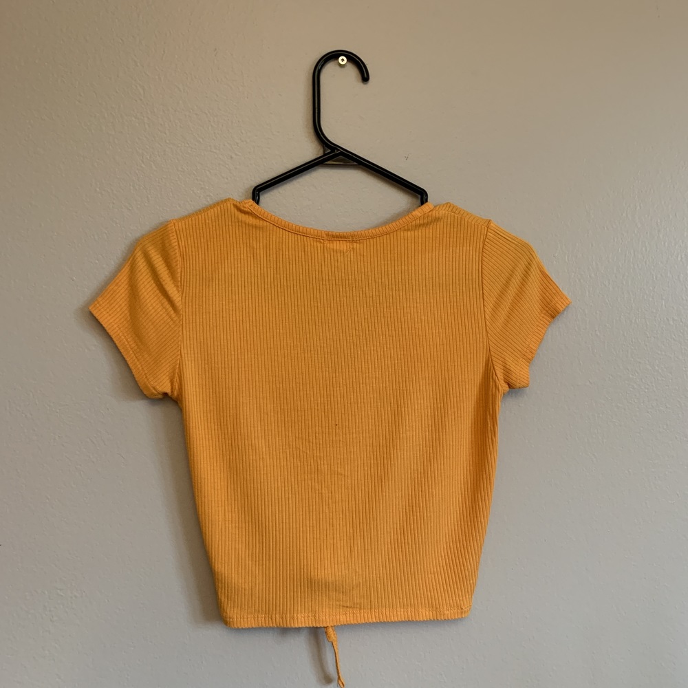 YELLOW V RUCHED TEE - Picture 4 of 8